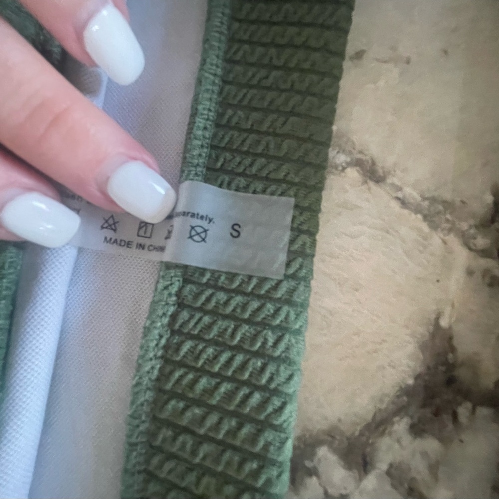 Green Ribbed Bikini Set - Picture 9 of 10